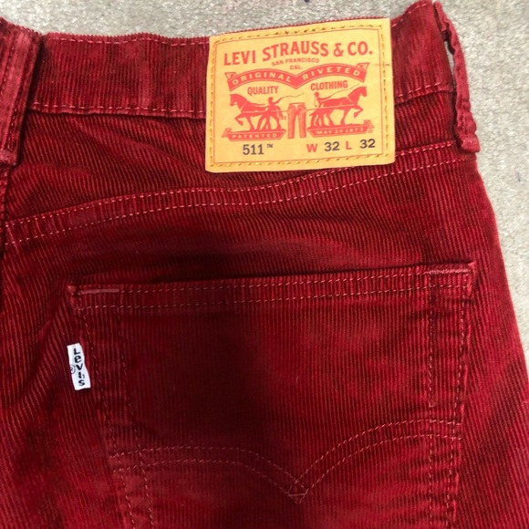 Red Levi’s Corduroy Women’s Pants - Picture 3 of 6